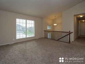 16320 Saratoga St in Omaha, NE - Building Photo - Building Photo