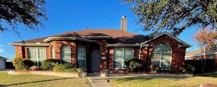 401 Sagebrush Trail in Murphy, TX - Building Photo - Building Photo