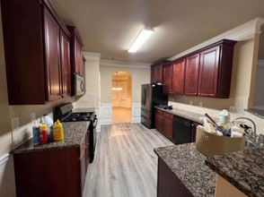 656 Warwick Dr in Mcdonough, GA - Foto de edificio - Building Photo