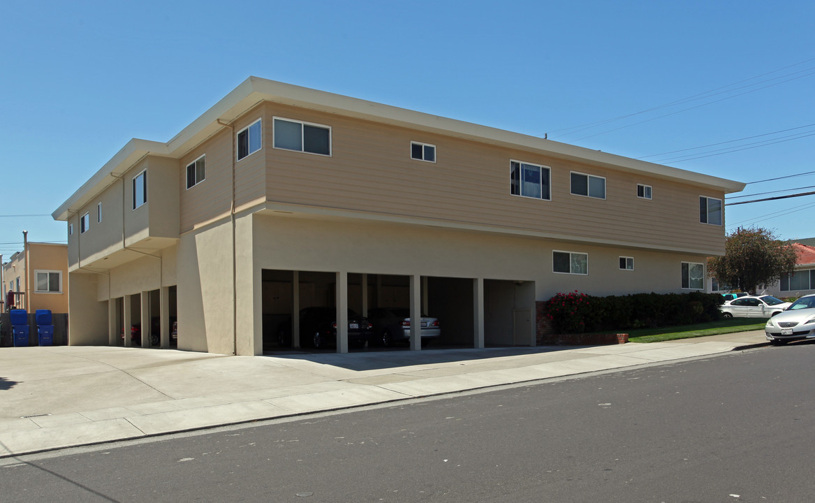 420 Maple Ave in South San Francisco, CA - Foto de edificio