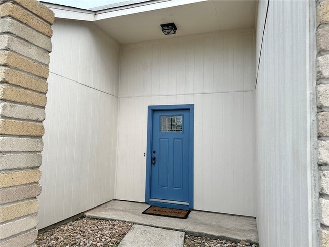 2531 Bisontine St in Friendswood, TX - Foto de edificio - Building Photo