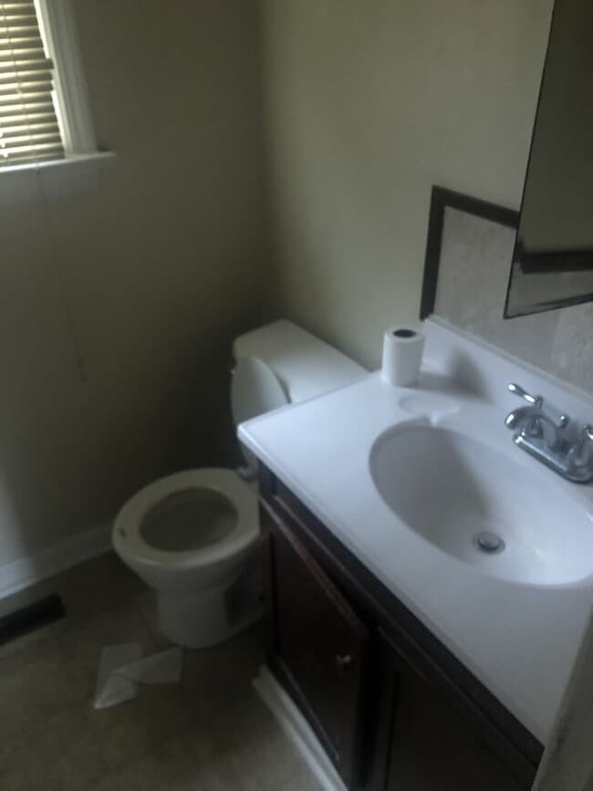 1407 Hyman Ave in Kinston, NC - Building Photo - Building Photo