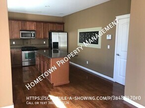 8533 Graham Dr SE in Olympia, WA - Building Photo - Building Photo