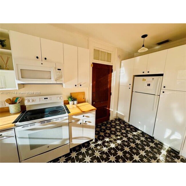 3224 Biscayne Blvd in Miami, FL - Building Photo - Building Photo