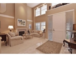 15715-15734 34 Ave in Surrey, BC - Building Photo - Building Photo