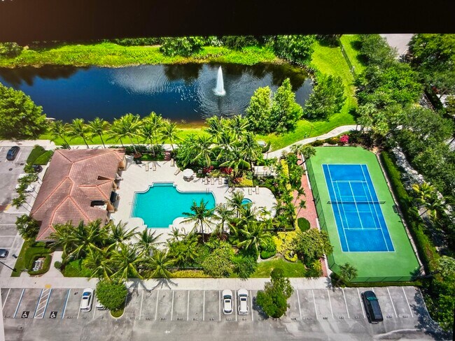 property at 4903 Midtown Ln