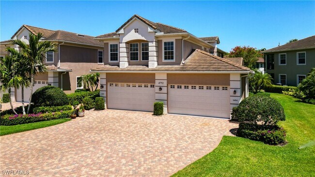 property at 4752 Stratford Ct