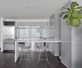 1040 Biscayne Blvd, Unit 2507 in Miami, FL - Foto de edificio - Building Photo