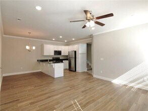 3005 E Brookview Dr in Siloam Springs, AR - Building Photo - Building Photo