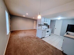 3429 Willowrun Dr in Austin, TX - Foto de edificio - Building Photo