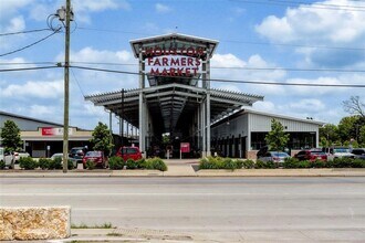 938 W 22nd St in Houston, TX - Foto de edificio - Building Photo