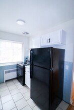 5001 Madison Rd, Unit 4 in Cincinnati, OH - Building Photo - Building Photo
