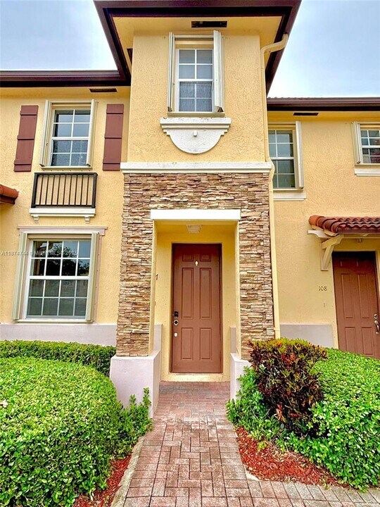 1490 NE 33rd Ave in Homestead, FL - Building Photo