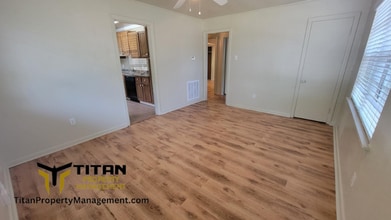 719 Oakwood in Benton, AR - Building Photo - Building Photo