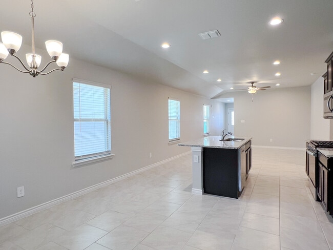 7538 Breese Ln in Corpus Christi, TX - Building Photo - Building Photo