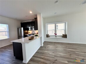 124 Rollingwood Dr in San Marcos, TX - Building Photo - Building Photo