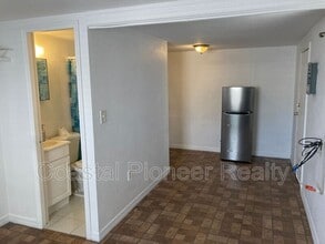 3024 W Haya St in Tampa, FL - Building Photo - Building Photo