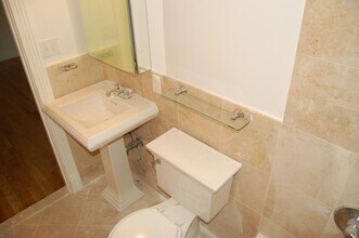 416 E 13th St in New York, NY - Building Photo - Building Photo