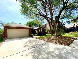 13706 Morningbluff Dr in San Antonio, TX - Building Photo