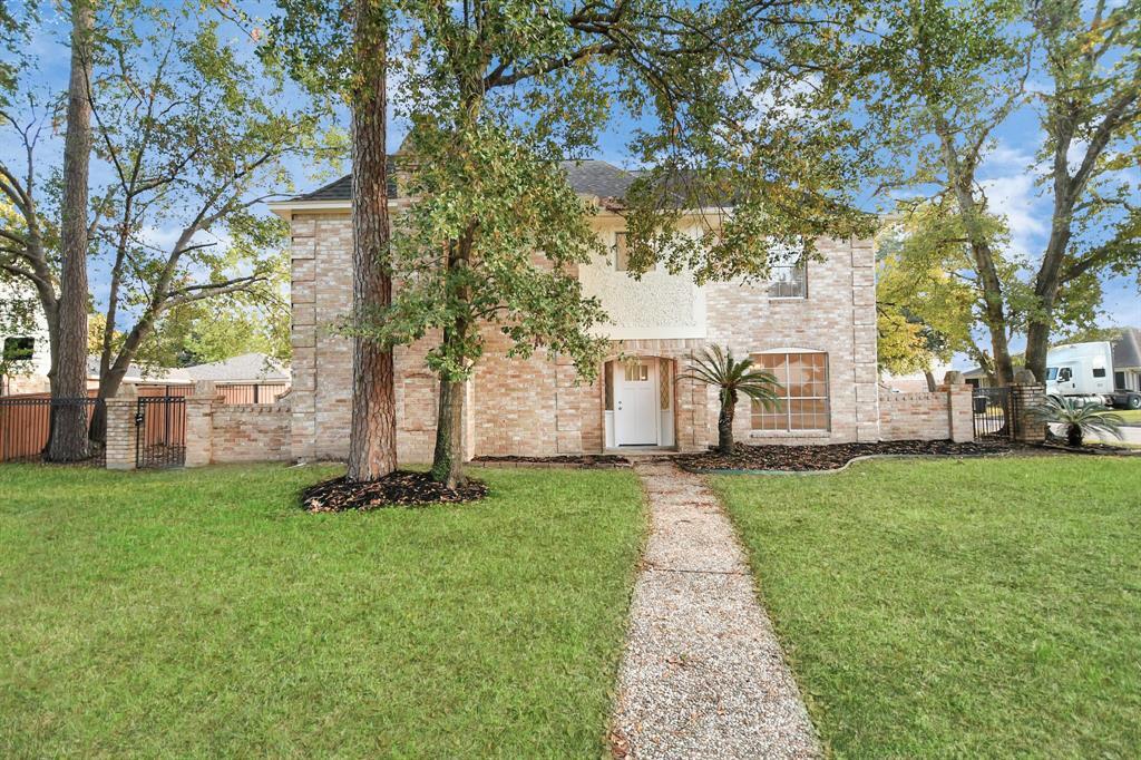 3919 Fernglade Dr in Houston, TX - Building Photo