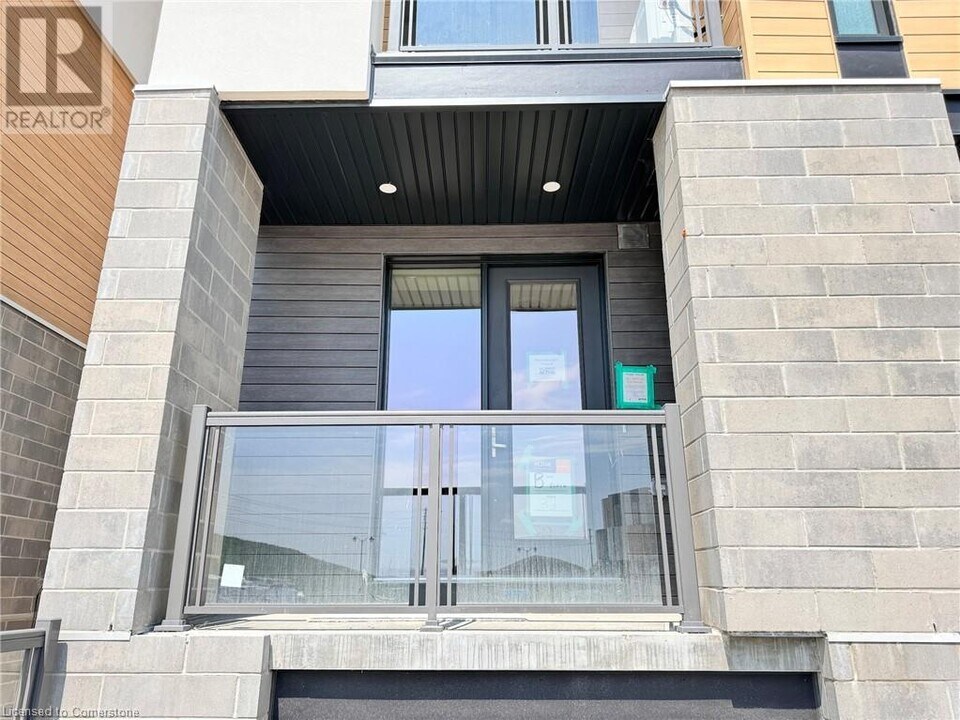 142 Foamflower Pl in Waterloo, ON - Building Photo