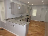 2108 N Fulton Ave photo'