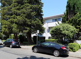 2265 W 3rd Ave in Vancouver, BC - Building Photo