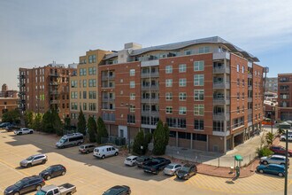 Zi Lofts & Townhomes in Denver, CO - Building Photo - Building Photo
