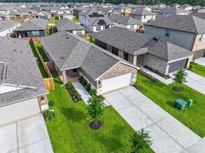 16977 Juniper Blossom Bnd in Conroe, TX - Building Photo - Building Photo
