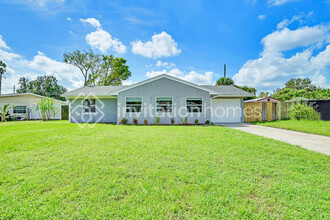 4202 Brittany Rd in Orlando, FL - Foto de edificio - Building Photo