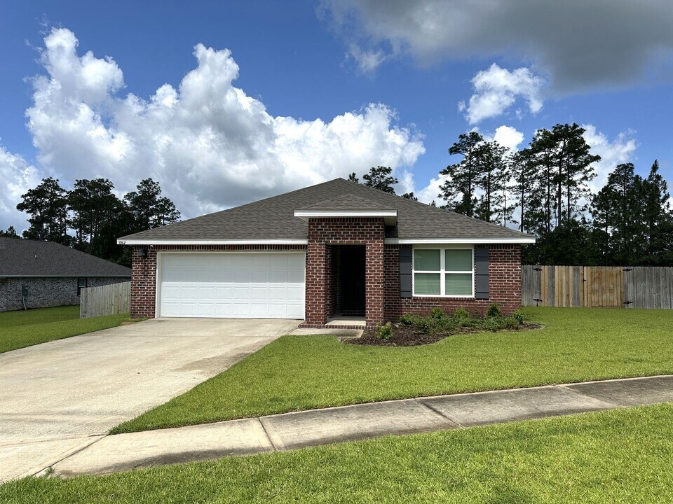 3062 Brandon Dunes Ln in Laurel Hill, FL - Building Photo