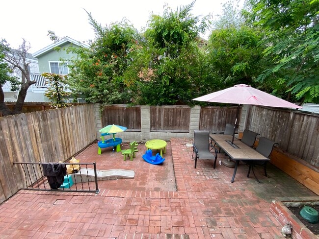 1534 Stanford Ave in Redondo Beach, CA - Building Photo - Building Photo