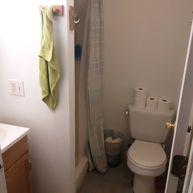 40 Brainerd Rd, Unit B