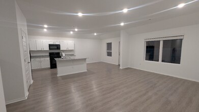 1405 E Latium St in Siloam Springs, AR - Building Photo - Building Photo