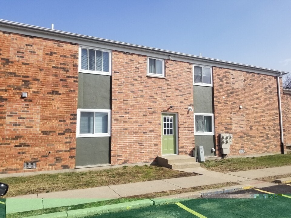 205 Sandra Ave in Mendota, IL - Building Photo