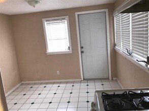 429 Ruth Ln in Orlando, FL - Foto de edificio - Building Photo