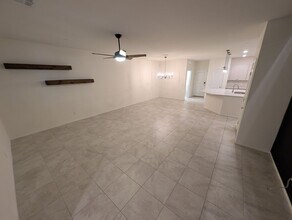 3176 Via da Vinci in Henderson, NV - Building Photo - Building Photo