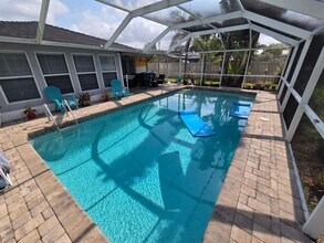 1118 SE 19th Ln in Cape Coral, FL - Building Photo - Building Photo