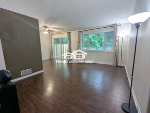 1120 Westbury Cir in Eagan, MN - Building Photo - Building Photo