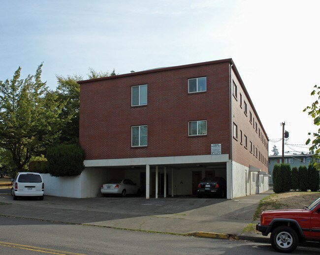 Emerald Terrace in Eugene, OR - Foto de edificio - Building Photo