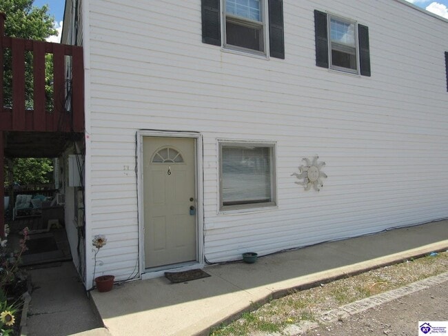 property at 3640 Flaherty Rd