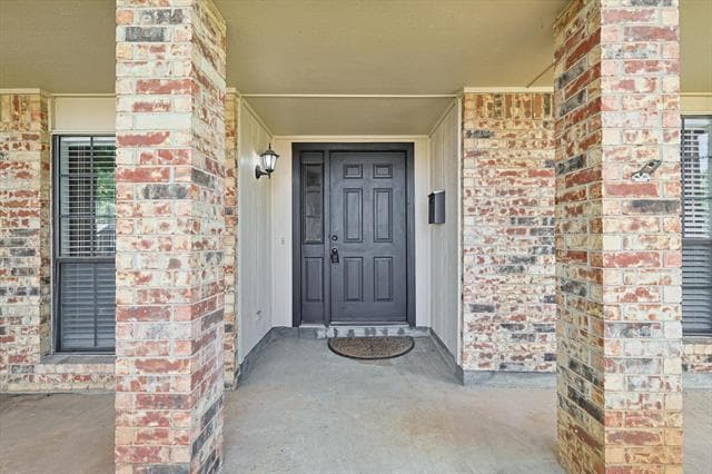 2825 Windsor Dr in Flower Mound, TX - Foto de edificio - Building Photo