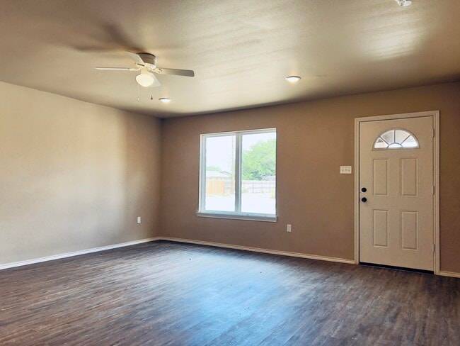 2419 N Ave N in Lubbock, TX - Building Photo - Building Photo