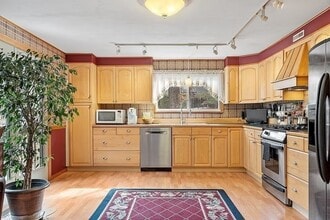 68 E Bluff Rd, Unit 68 in Ashland, MA - Foto de edificio - Building Photo