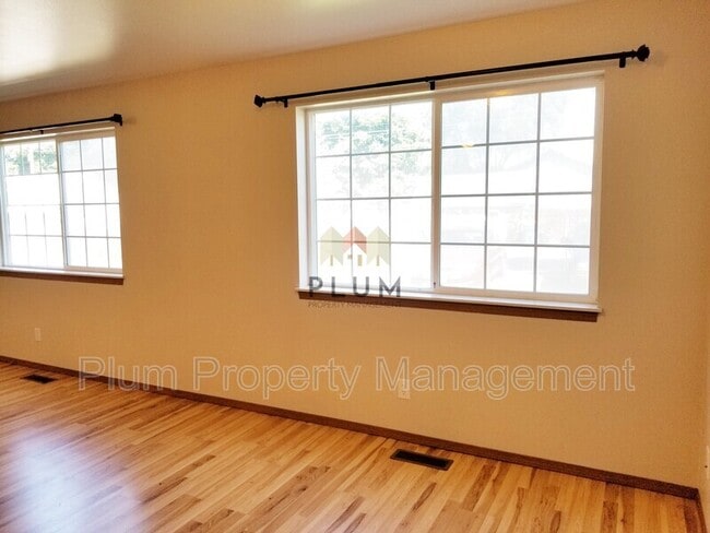 1946 S 12th St W in Missoula, MT - Building Photo - Building Photo