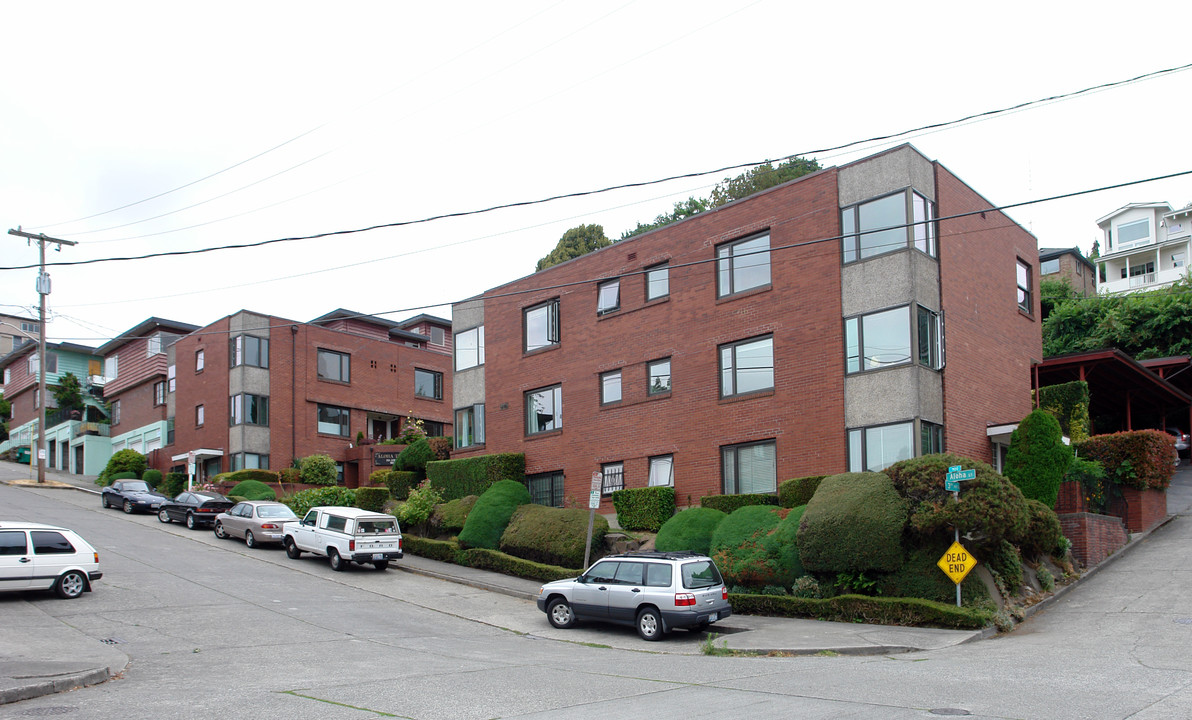 Aloha Terrace in Seattle, WA - Foto de edificio