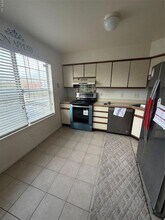 616 Shoreham Ct in Virginia Beach, VA - Building Photo - Building Photo