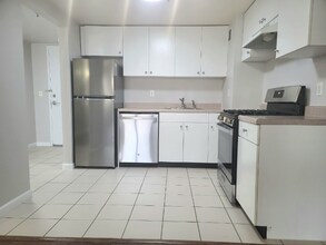 22 W 25th St in Bayonne, NJ - Building Photo - Building Photo