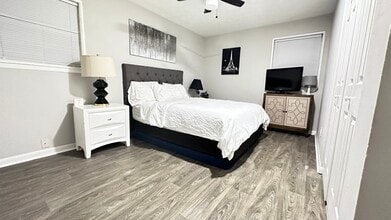 6476 Voyles Dr in Riverdale, GA - Building Photo - Building Photo