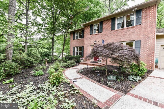 10428 Collingham Dr in Fairfax, VA - Building Photo - Building Photo